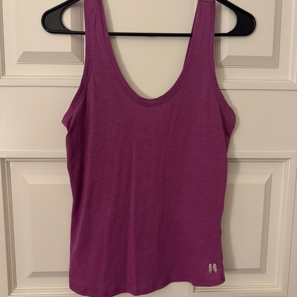 🤩3for$10🤩 Victoria’s Secret tank tops size xs